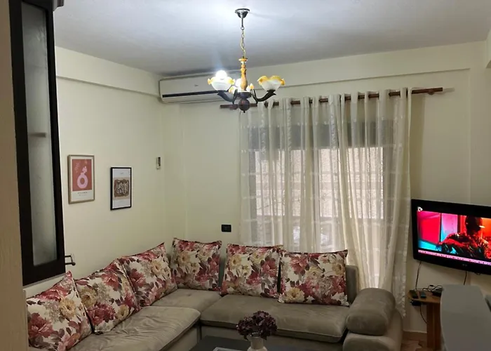 Daire Tek Kompleksi Thomallari-golem